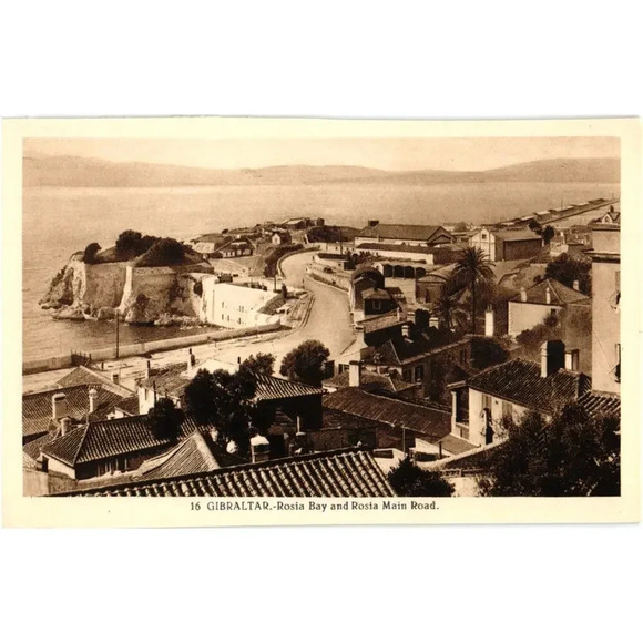 16 Gibraltar Rosia Bay and Rosia Main Road Postcard - Picture 1 of 2